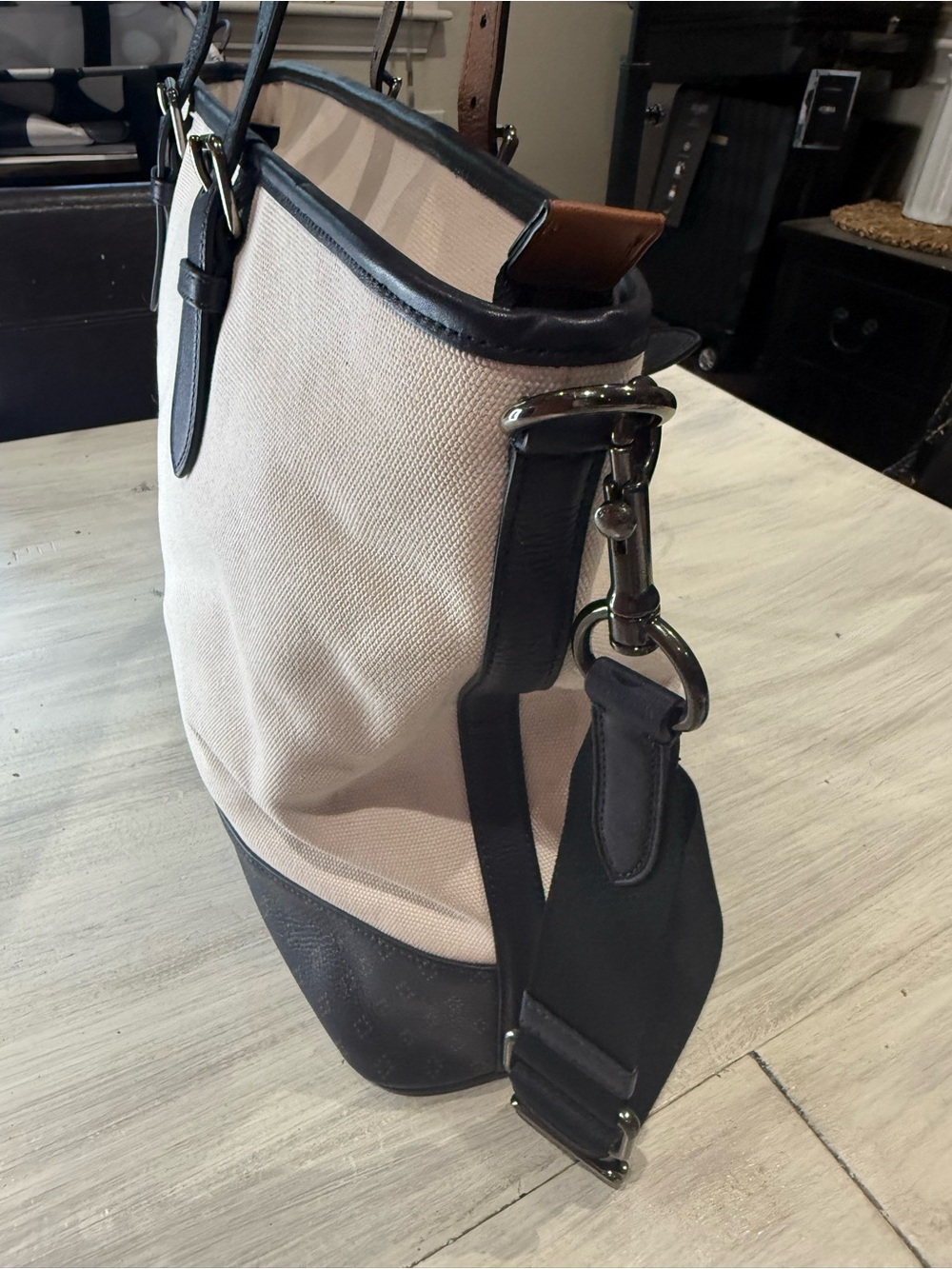 Coach Mercer Canvas Duffel/Tote in Chalk and Navy with Brown Accents- NWOT - Picture 9 of 14